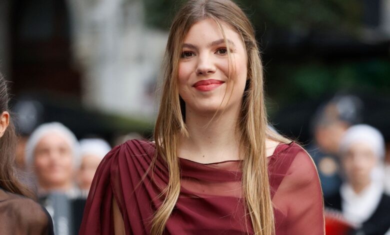 Infanta Sofia in a Pomegranate-Colored Dress with Cape at the Oviedo Awards