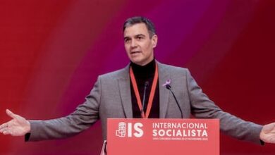Педро Санчес укрепляет позиции на фоне роста ультраправых в Европе