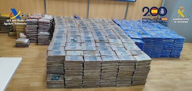 В Валенсии изъяли крупную партию кокаина после слежки за грузовиком