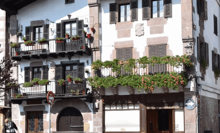 Elizondo en octubre se convierte en el corazón cultural del valle de Baztan