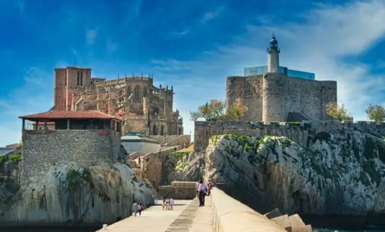 Fortress on the Cantabrian Coast: A Unique Castle-Lighthouse with Nine Centuries of History