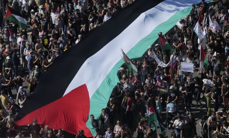 В Барселоне марш в поддержку Газы собрал рекордное число участников