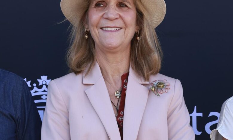 Infanta Elena Receives the ‘Golden Chickpea’ Award in Village of 100 Residents