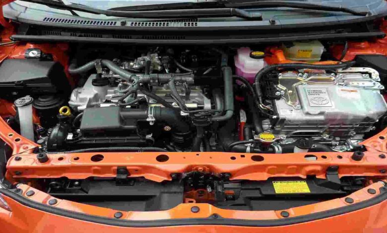 What Is a Serpentine Belt in a Car and When Should It Be Replaced?