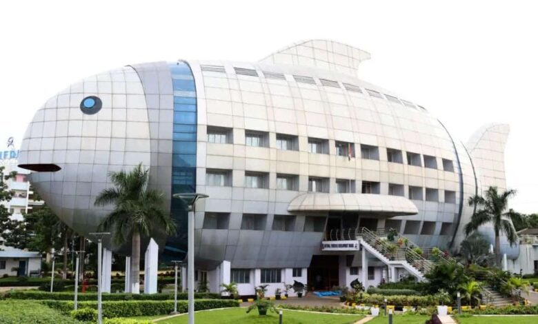 Los edificios más insólitos del mundo que sorprenden por su forma y arquitectura