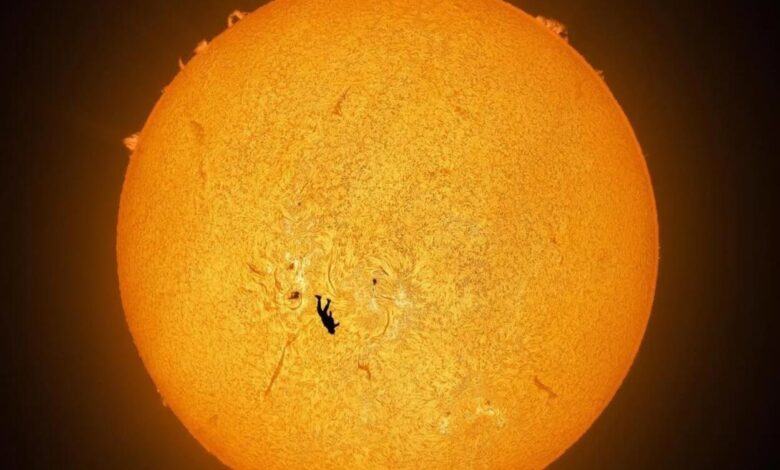 Rare Shot: Parachutist Crosses the Sun in Astrophotographer’s Lens