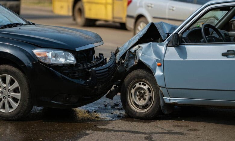 Страховые компании сталкиваются с волной фальшивых фото аварий созданных ИИ
