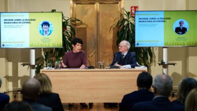 Испании потребуется 2