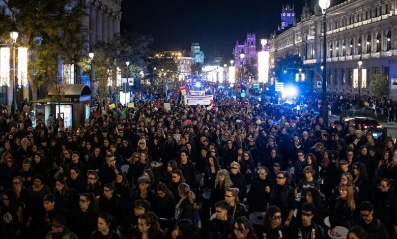 Streets Closed in Central Madrid and Other Spanish Cities on November 25 Due to Anti-Violence Demonstrations