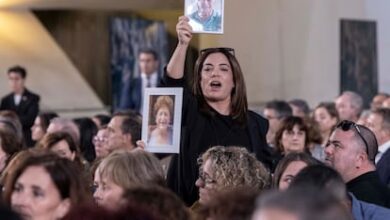 Карлос Мазон оказался в центре скандала: давление на лидера PP усиливается