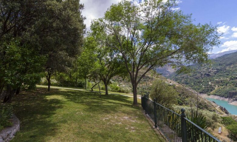 В Андалусии находится один из лучших кемпингов для осеннего отдыха