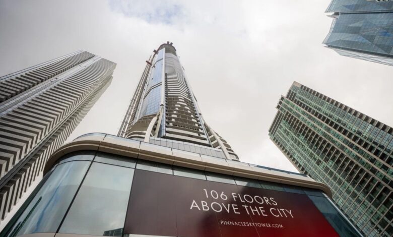 В Торонто строят Pinnacle SkyTower: новый небоскреб уже стал самым высоким зданием Канады
