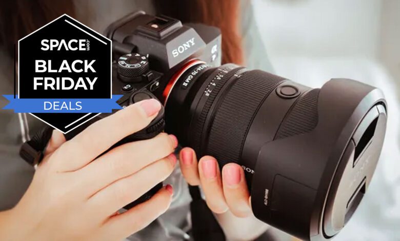 Top Camera and Lens Deals at the Black Friday 2025 Finale for Photographers