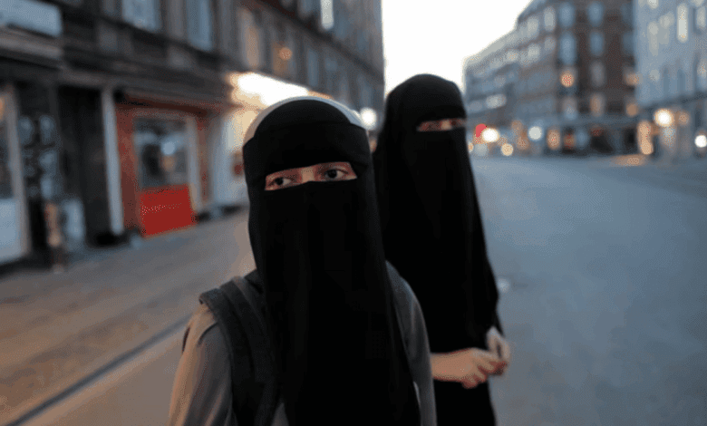 Vox Calls for Ban on Burka and Niqab in Valencia’s Public Spaces