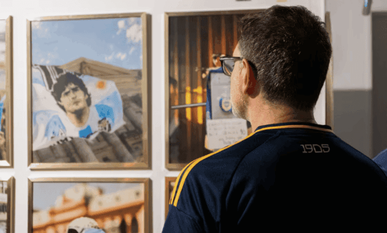 В Барселоне открылась выставка о Марадоне, объединившая искусство, футбол и память