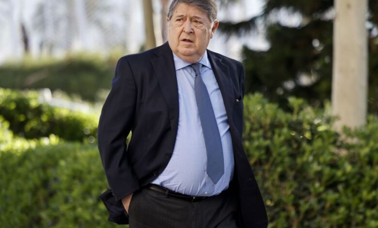 Скончался бывший глава Валенсийского правительства и экс-руководитель Bancaja Хосе Луис Оливас