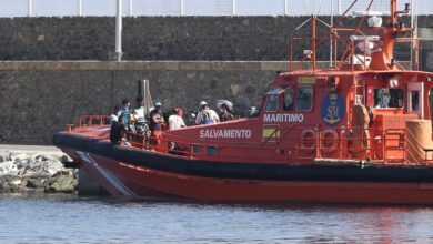 В Алмерии задержан организатор опасной перевозки мигрантов на перегруженной лодке