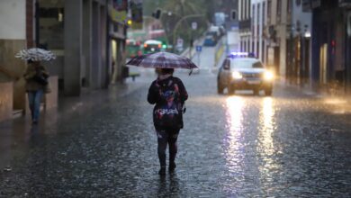 Шторм на Канарских островах вызвал более сотни происшествий за ночь