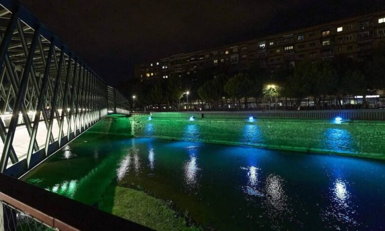 Residentes de Madrid y ecologistas exigen apagar la iluminación del paseo del río Manzanares