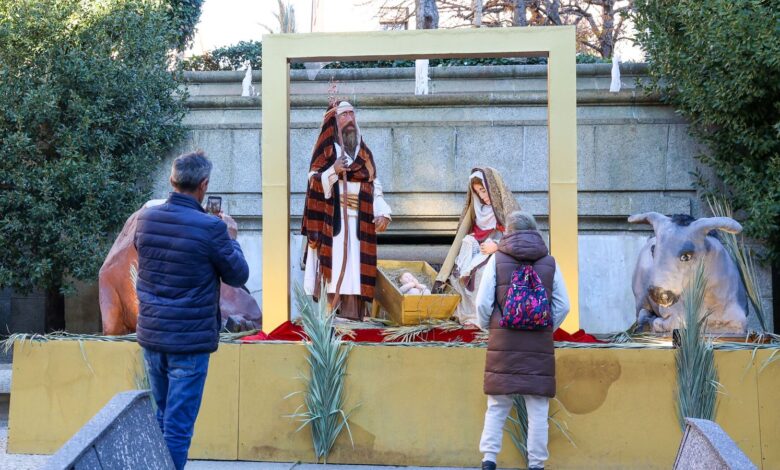 Giant Nativity Scene Unveiled in San Lorenzo de El Escorial with Hundreds of Figures