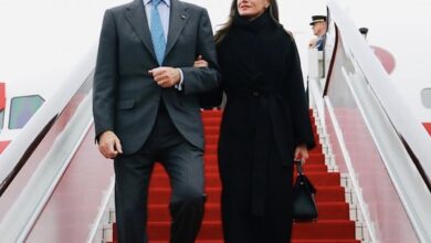 Госвизит испанских монархов в Китай начался с нарушения цветочного этикета