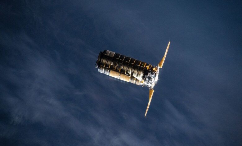 NASA selects spacecraft to complete ISS cargo missions at the decade’s end