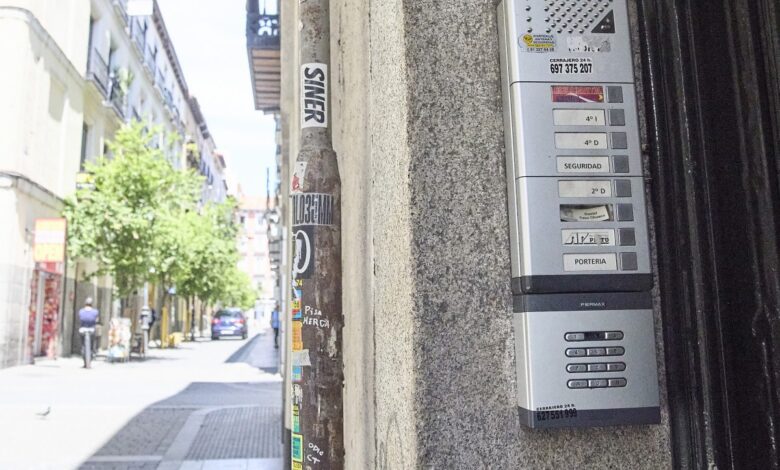 Airbnb оштрафовали на 64 миллиона евро за размещение нелегальных объявлений