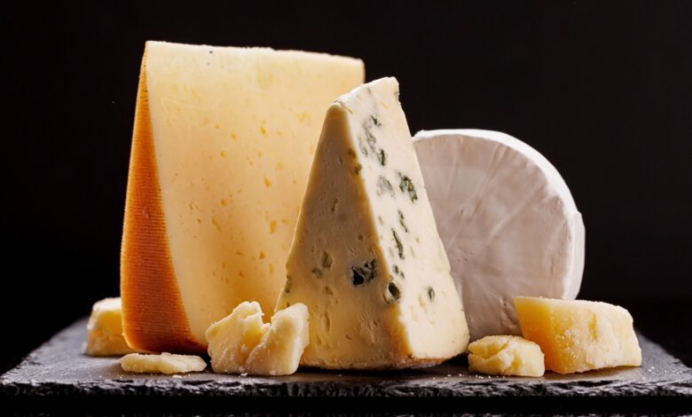 Consuming Fatty Cheeses Linked to Lower Dementia Risk