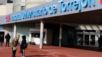 Айюсо отвечает на обвинения по делу больницы Торрехон в мадридском парламенте