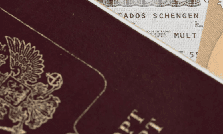 Spain Debates Entry Ban for Russians with Old-Style Passports
