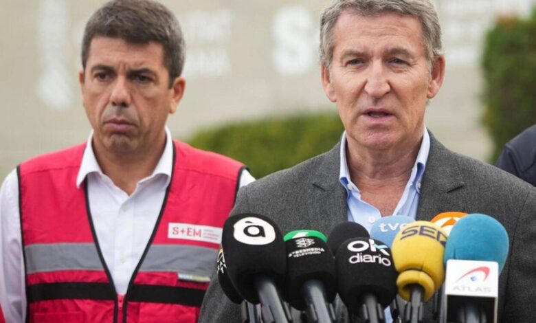Feijóo submits message exchange with Mazón to court in Valencia tragedy case