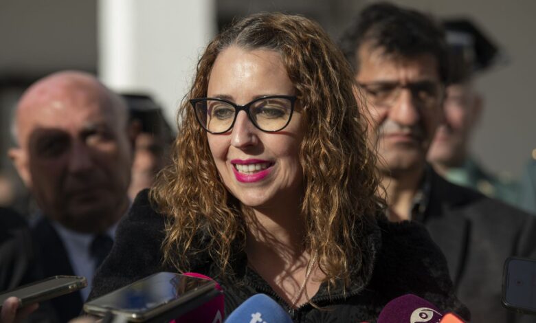 Внутри PSOE разгорается скандал: Сара Симон обвиняет руководство в манипуляциях на праймериз