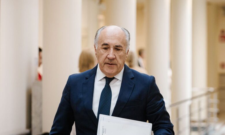 The Mayor of Algeciras Refuses to Step Down Despite Pressure and PP Scandal