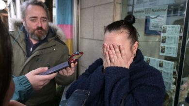 Случайный лотерейный билет изменил жизнь матери-одиночки