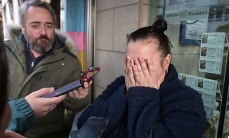 Случайный лотерейный билет изменил жизнь матери-одиночки