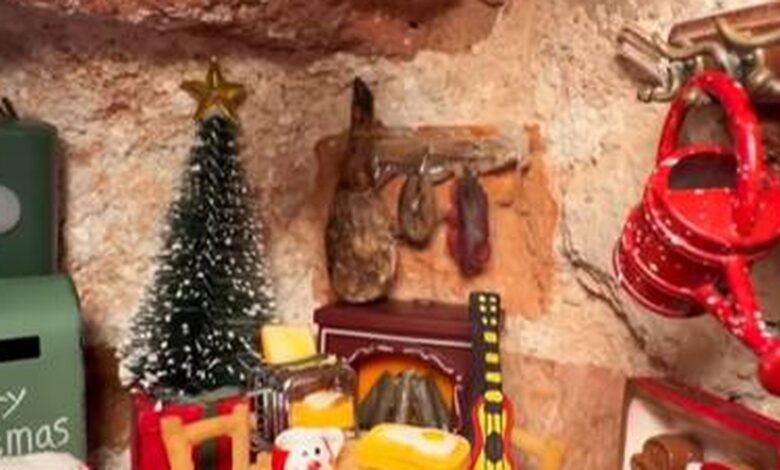 Miniature Ratoncito Pérez House with Christmas Decoration Discovered in Central Madrid
