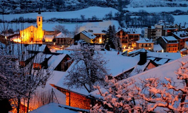 Spanish Village in the Pyrenees Resembles an Alpine Resort in Winter