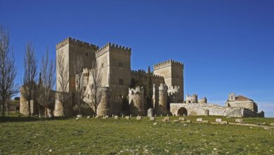 ΠΠΎΡΠΈΡΠ΅ΡΠΊΠΈΠΉ Π·Π°ΠΌΠΎΠΊ Π² ΠΠ°Π»Π΅Π½ΡΠΈΠΈ Π³Π΄Π΅ ΠΠ°Π΄ΡΠΈΠ΄ Π²Π΅ΡΠ½ΡΠ» ΡΠ΅Π±Π΅ ΡΡΠ°ΡΡΡ ΡΡΠΎΠ»ΠΈΡΡ ΠΡΠΏΠ°Π½ΠΈΠΈ