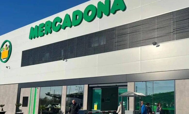 Как работают супермаркеты Мадрида 6 декабря в День Конституции Испании