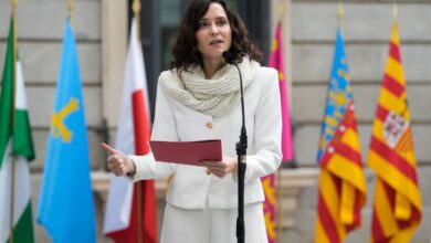 Айюсо объявляет охоту на умеренных в борьбе за эмоциональную чистоту