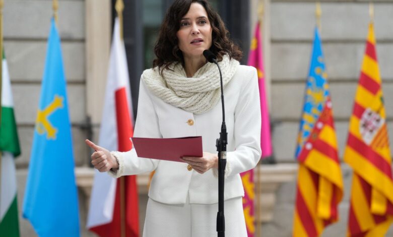 Ayuso declara la caza de los moderados en la lucha por la pureza emocional