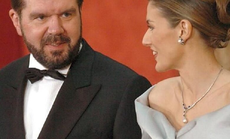 Королева Летиция хранит верность главной рождественской традиции отца