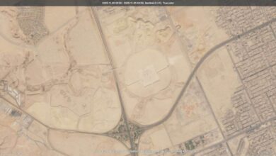 Гигантский куб Мукааб в Эр-Рияде начал подниматься из-под земли