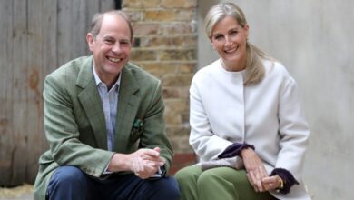 Принц Эдвард платит гроши за аренду дворца на 120 комнат