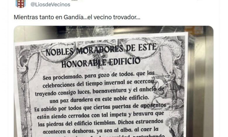 Vecino de Gandia pide silencio a sus vecinos con un letrero medieval