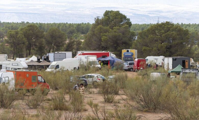 Around a Thousand Cars Under Civil Guard Control Near Feres After Attempted Rave