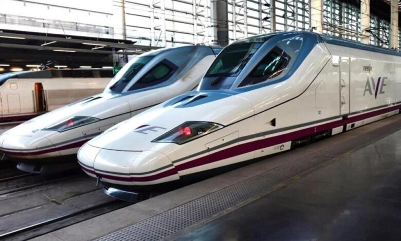 Survivors of the Adamus Train Crash Unite After the Tragedy