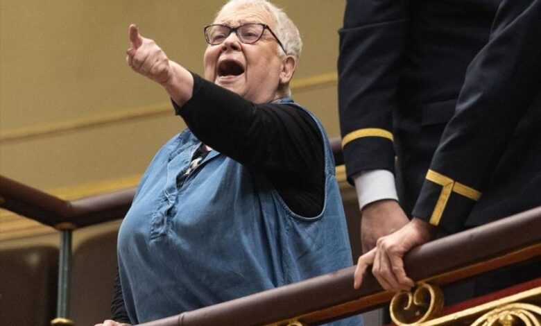 Scandal in Congress as Activist Disrupts Pension Decree Debate