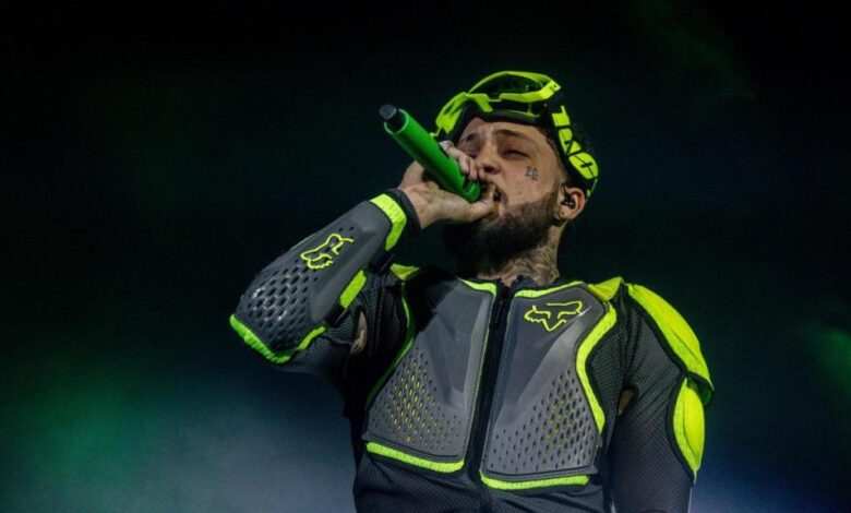 Известный музыкант задержан за рулём без прав в Севилье после серии нарушений