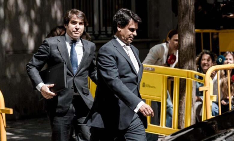 Партнер Айюсо оспаривает обвинения: спор о налогах и документах